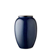 Laden Sie das Bild in den Galerie-Viewer, Bitz - Steingut Vase Dunkelblau, 25 cm