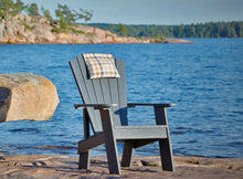 Laden Sie das Bild in den Galerie-Viewer, C03 Upright Adirondack/ Alsterstuhl