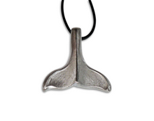 Laden Sie das Bild in den Galerie-Viewer, Silber Schmuck - Anhänger Walflute